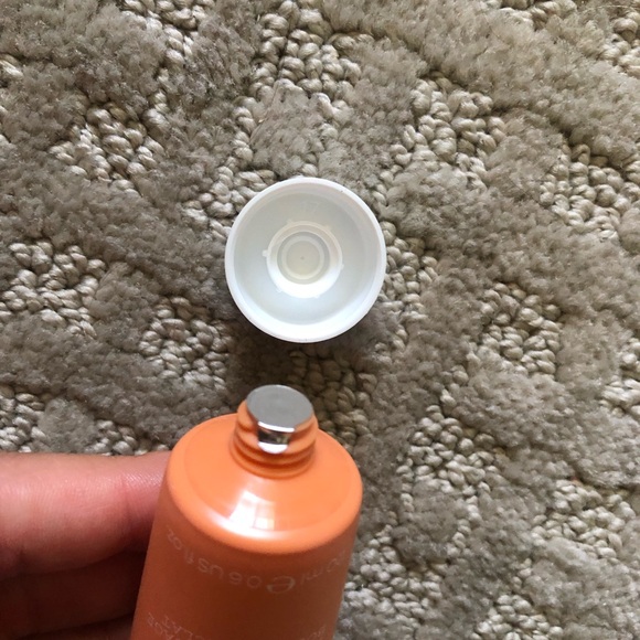 Elemis superfood AHA glow cleansing butter 20ml - Picture 3 of 3